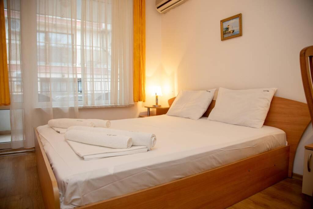 Convenient 1-Bedroom Flat Next To Harmanite Beach Sozopol Exterior photo
