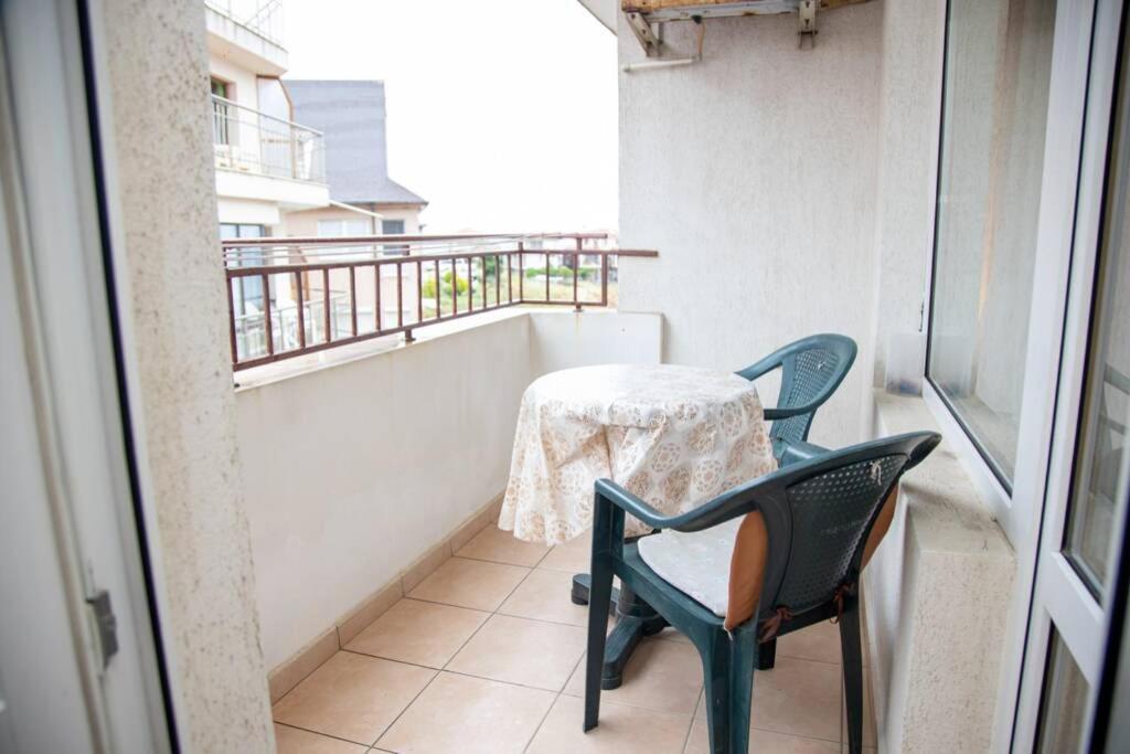 Convenient 1-Bedroom Flat Next To Harmanite Beach Sozopol Exterior photo